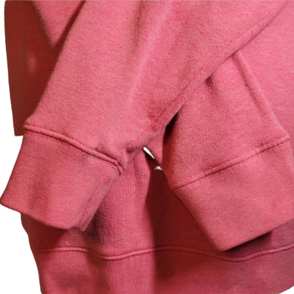 •𝙑𝙎•𝙋𝙄𝙉𝙆•𝙎𝙃𝙄𝙍𝙏• - Picture 5 of 10